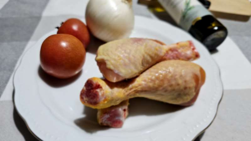 Ingredientes para preparar pollo relleno con verduras