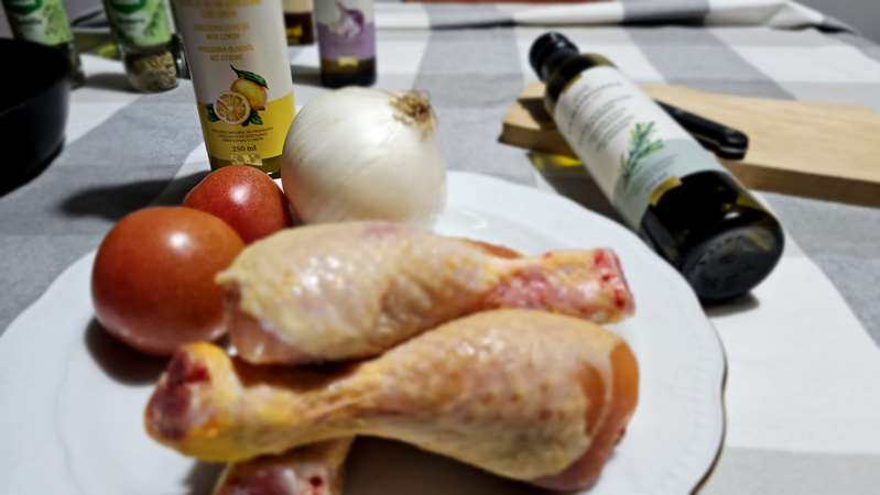 Ingredientes para preparar churrascos de pollo